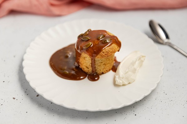 Pumpkin spiced mini cakes with pumpkin seed caramel