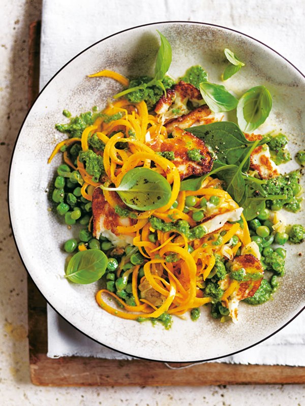 Pumpkin, spinach and basil pasta