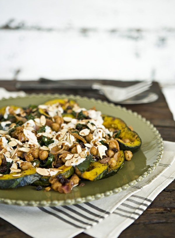 Pumpkin, spinach and chickpea salad with tahini and lemon dressing
