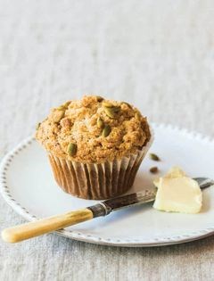 Pumpkin streusel muffins