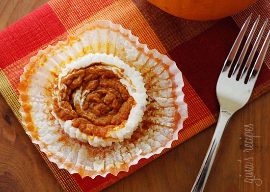 Pumpkin swirl cheesecake yogurt cupcakes
