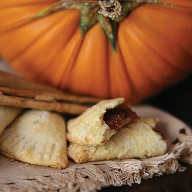 Pumpkin turnovers (Empanadas de calabaza)