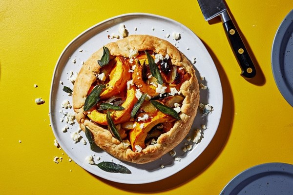 Pumpkin, walnut and sage crostata