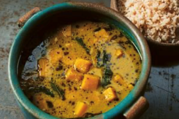 Pumpkin with lentils, coconut and spices (Temple sambar)