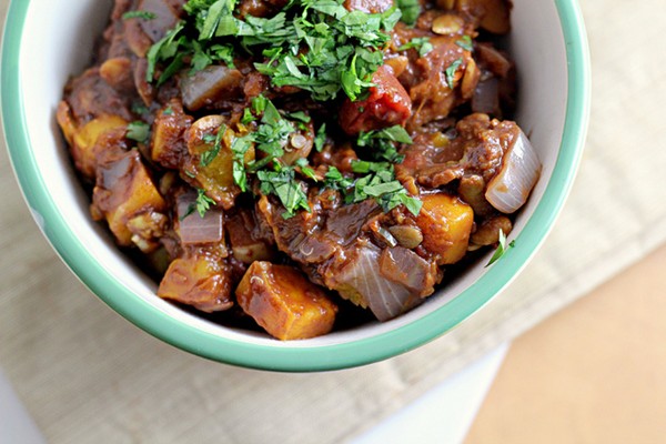 Pumpkin with tomato sauce, cocoa and pepitas