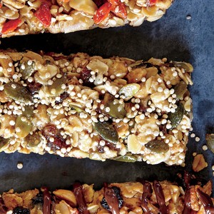 Pumpkinseed, date, and tahini bars