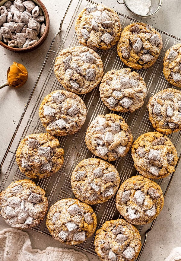 Puppy chow cookies