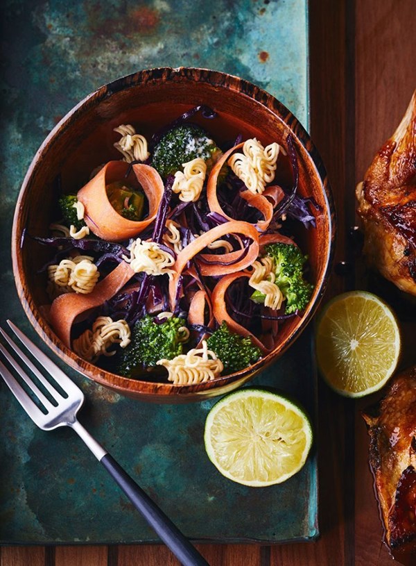 Purple cabbage and broccoli raw ramen salad