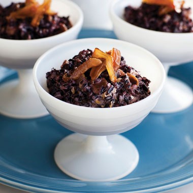 Purple rice pudding with rose water dates
