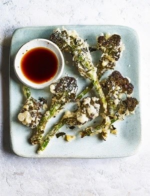 Purple sprouting broccoli tempura