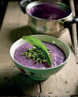 Purple yam and prawn soup (Canh khoai mõ tép)