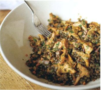 Puy lentils with chanterelles and bacon