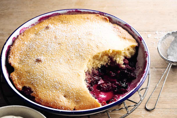 Quandong and berry sponge pudding