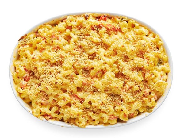 Queso mac and cheese