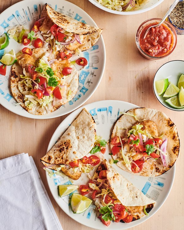 Quick & easy crispy fish tacos with cabbage slaw