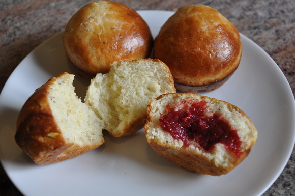 Quick and easy dinner rolls