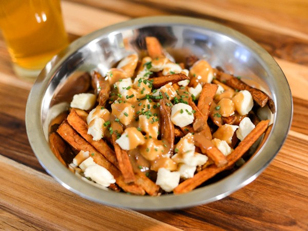 Quick and easy poutine