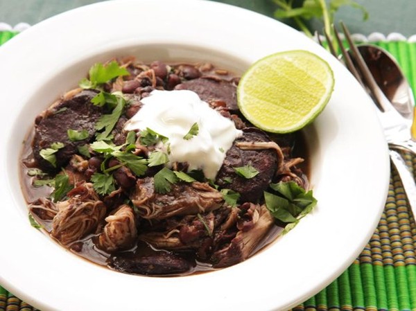 Quick and easy pressure-cooker chicken and black bean stew