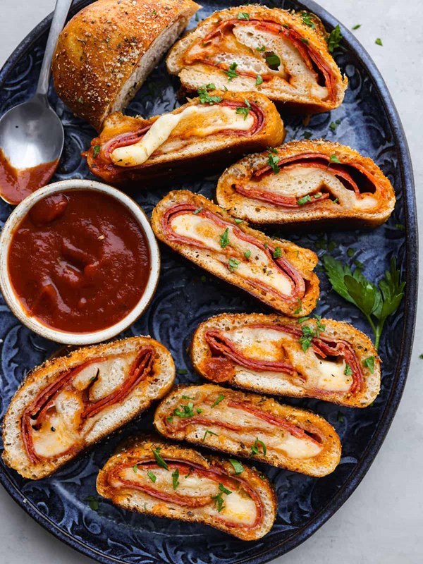 Quick and easy stromboli