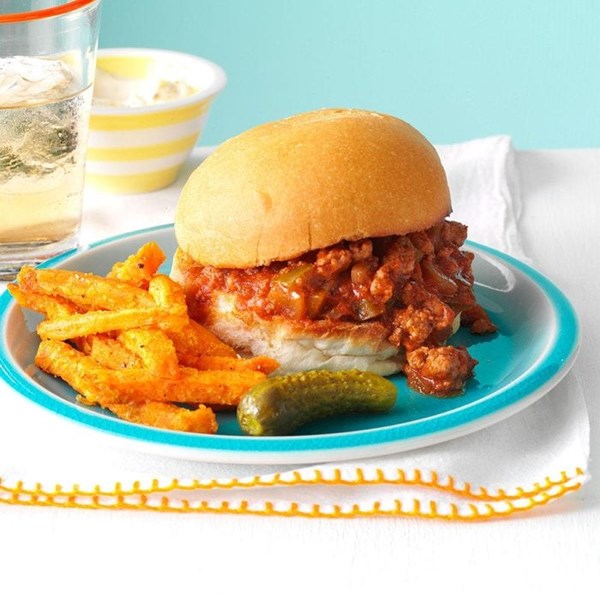 Quick and easy turkey sloppy Joes