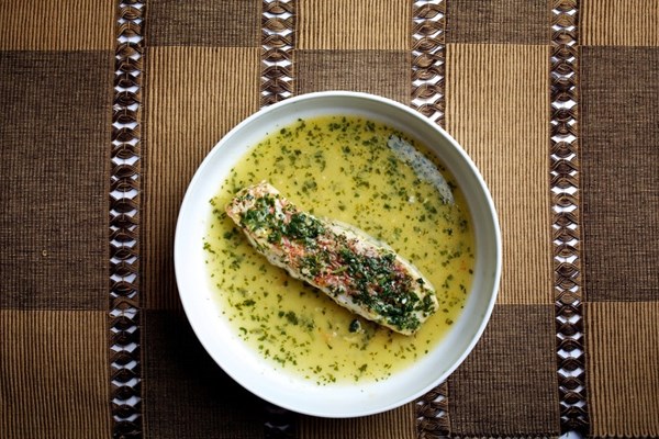 Quick-braised snapper in cilantro broth