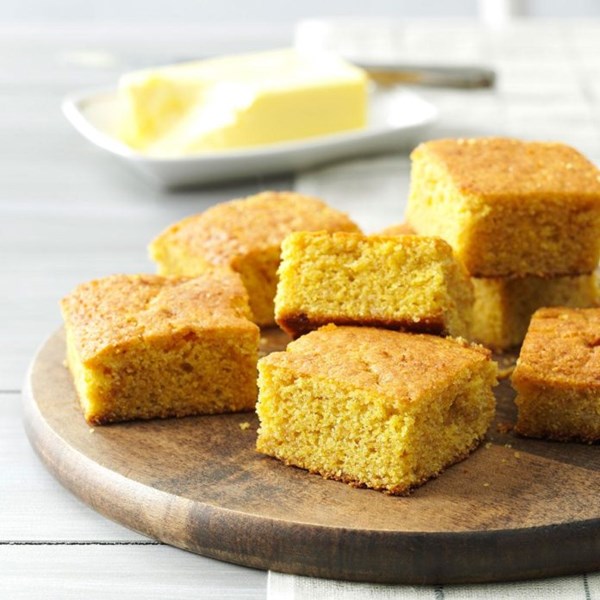 Quick buttermilk corn bread