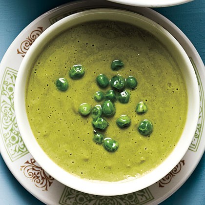 Quick chilled pea soup