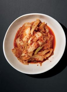 Quick chopped-cabbage kimchi (Baechu gutjeori)
