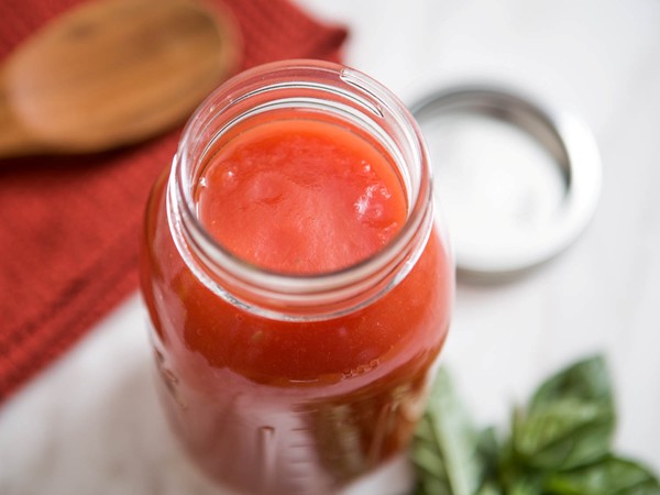 Quick-cook tomato coulis
