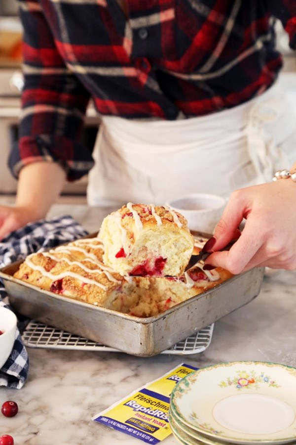 Quick cranberry cream cheese breakfast rolls