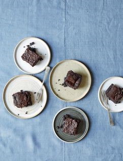 Quick, easy and delicious chocolate brownies
