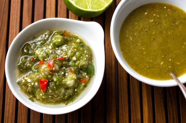 Quick fresh tomatillo salsa