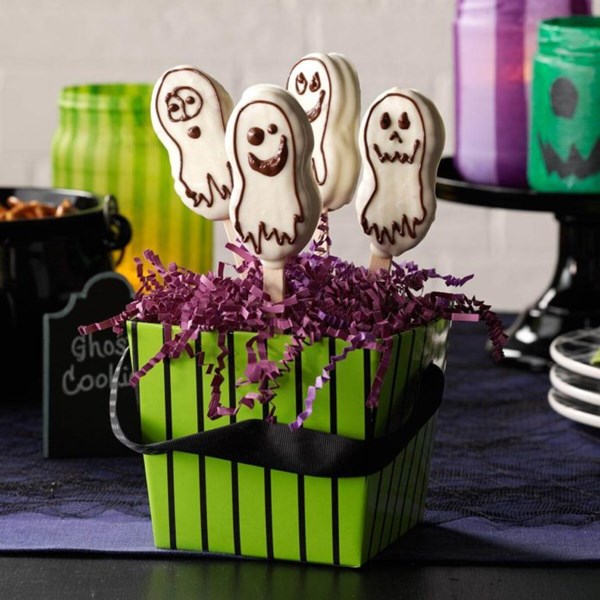 Quick ghost cookies