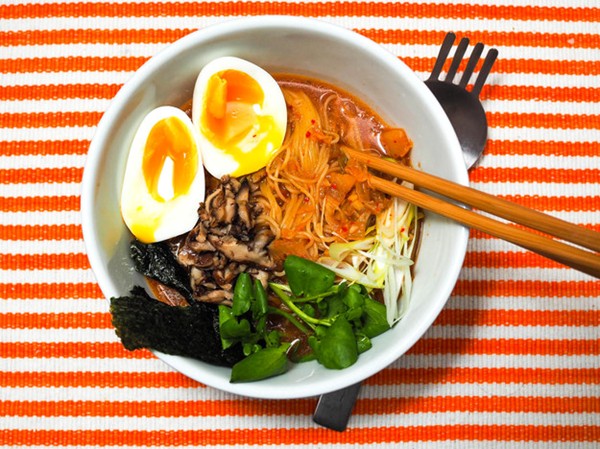 Quick kimchi ramen with shiitake mushrooms and soft-cooked egg