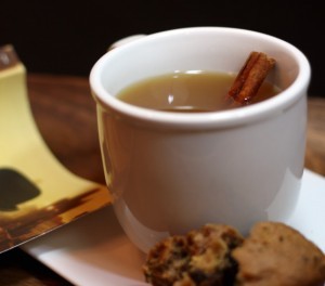 Quick mulled cider