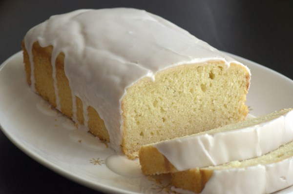 Quick one bowl lemon loaf cake
