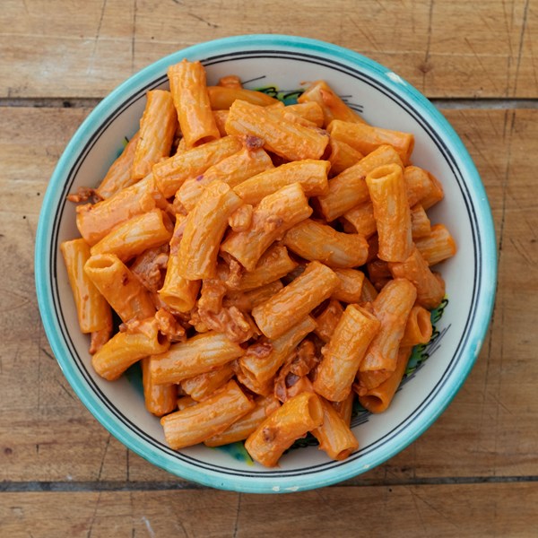 Quick pasta cardinale (Snelle pasta cardinale) [Janneke Philippi]