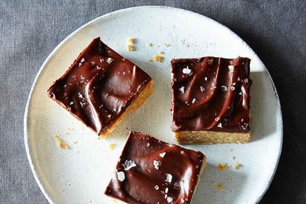Quick peanut butter and chocolate squares