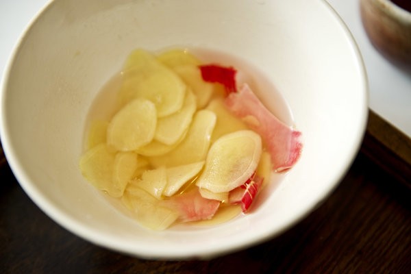 Quick pickled ginger