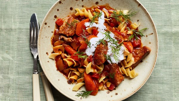 Quick pork goulash