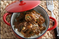 Quick pork vindaloo curry