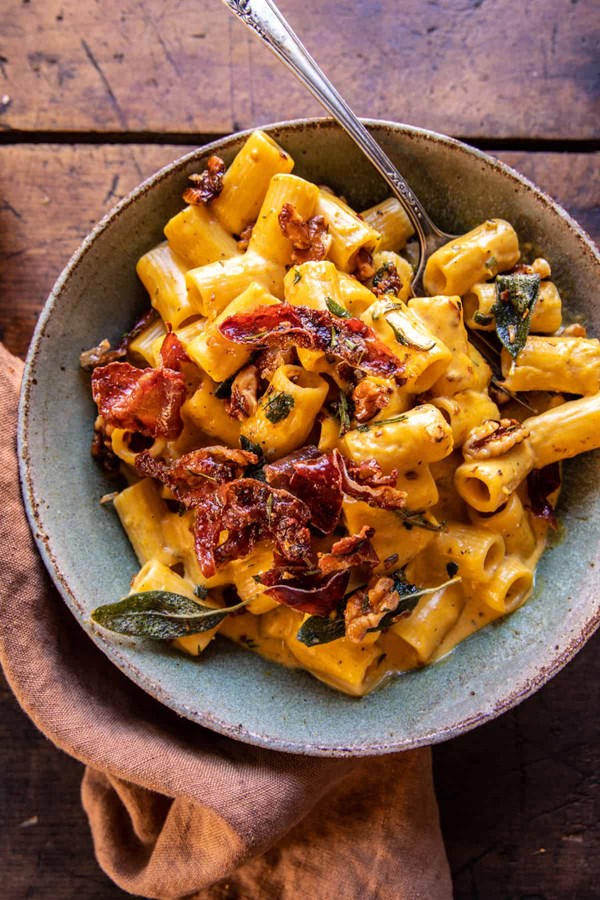 Quick pumpkin rigatoni with candied prosciutto and walnuts