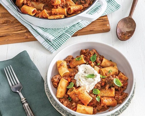 Quick rigatoni Bolognese