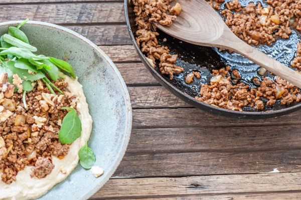 Quick smoky beef & aubergine