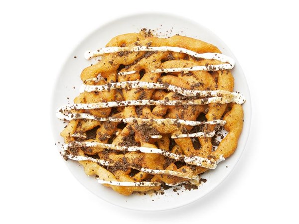 Quick s’mores funnel cakes