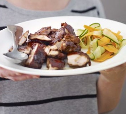 Quick soy-glazed chicken with carrot and cucumber pickle
