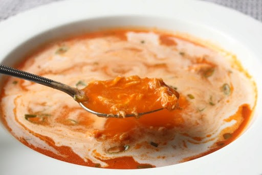 Quick tomato crab bisque