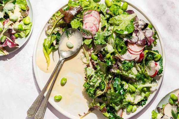 Quick yogurt salad dressing