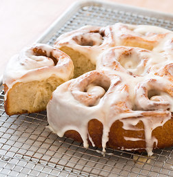 Quicker cinnamon buns