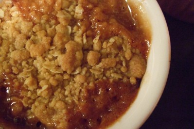 Quince & craisin crumble